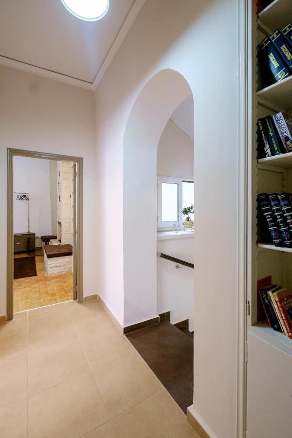 Home With Courtyard In Beating Heart Of Old Town! Hanya Dış mekan fotoğraf